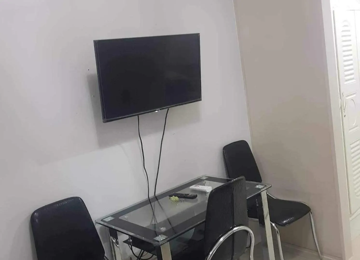 Sea Residences Tower F Pasay Moa Complex Manila 0*,  Filipíny