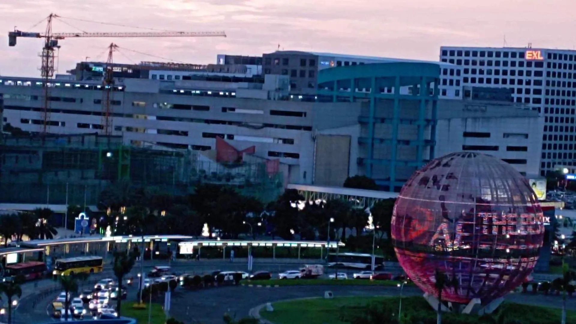 Sea Residences Tower F Pasay Moa Complex Manila Philippines